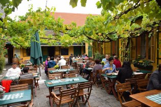 Heurigen Mayer am Pfarrplatz, waar Beethoven zich thuis voelde