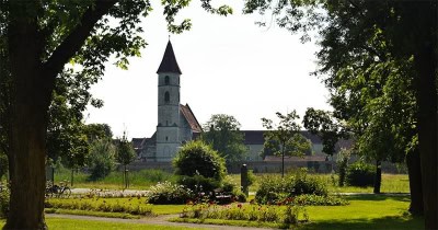 Bad Radkersburg - Stadspark en -muur