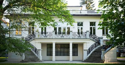 Klimt Villa