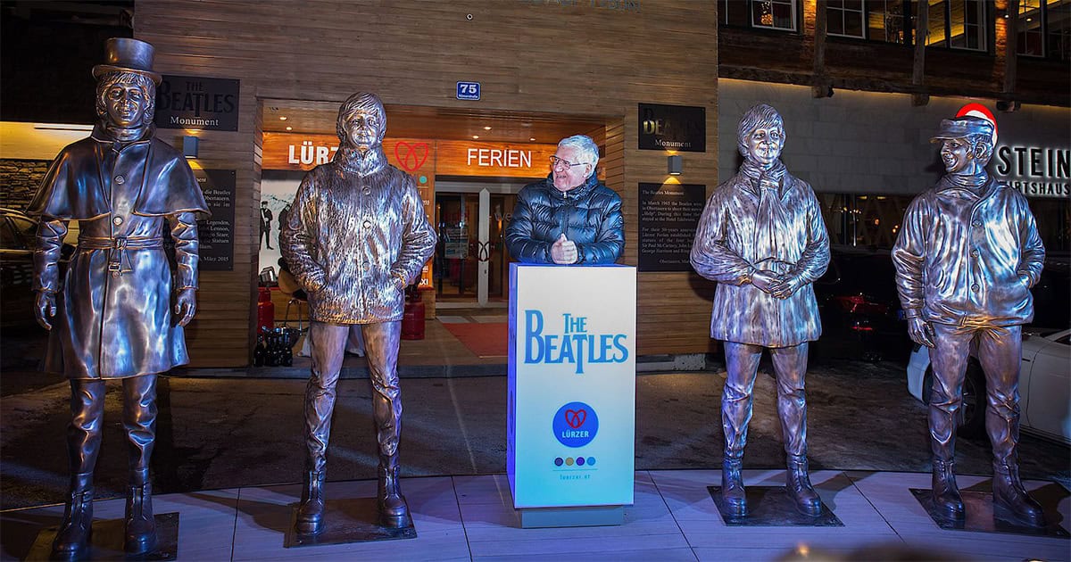 Herbert Lürzer tussen de Beatles