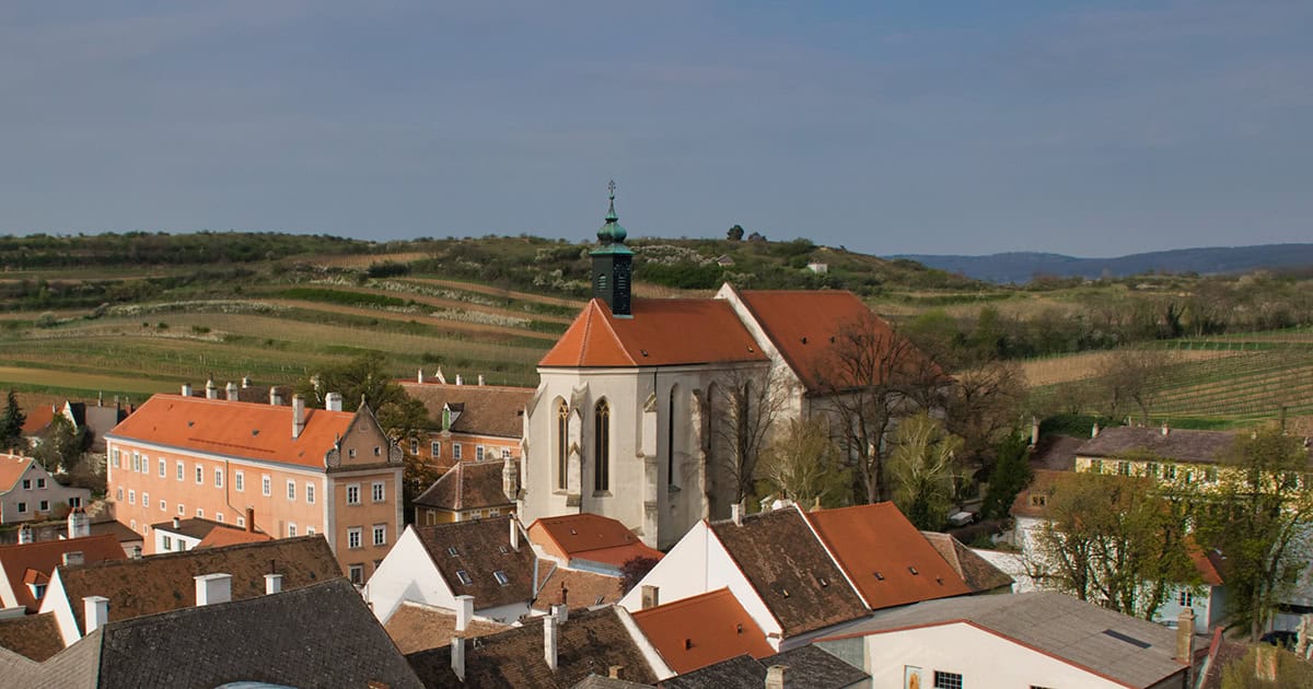 Dominikanerkerk en -klooster (links)