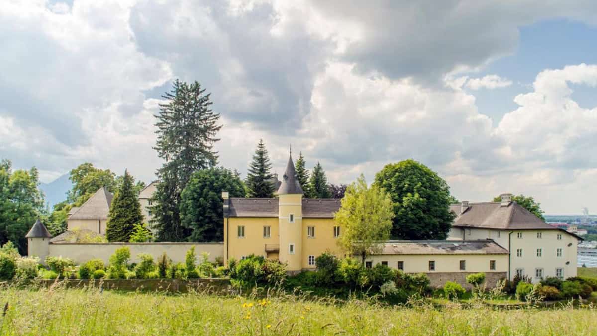 Johannes Schlössl boven Salzburg