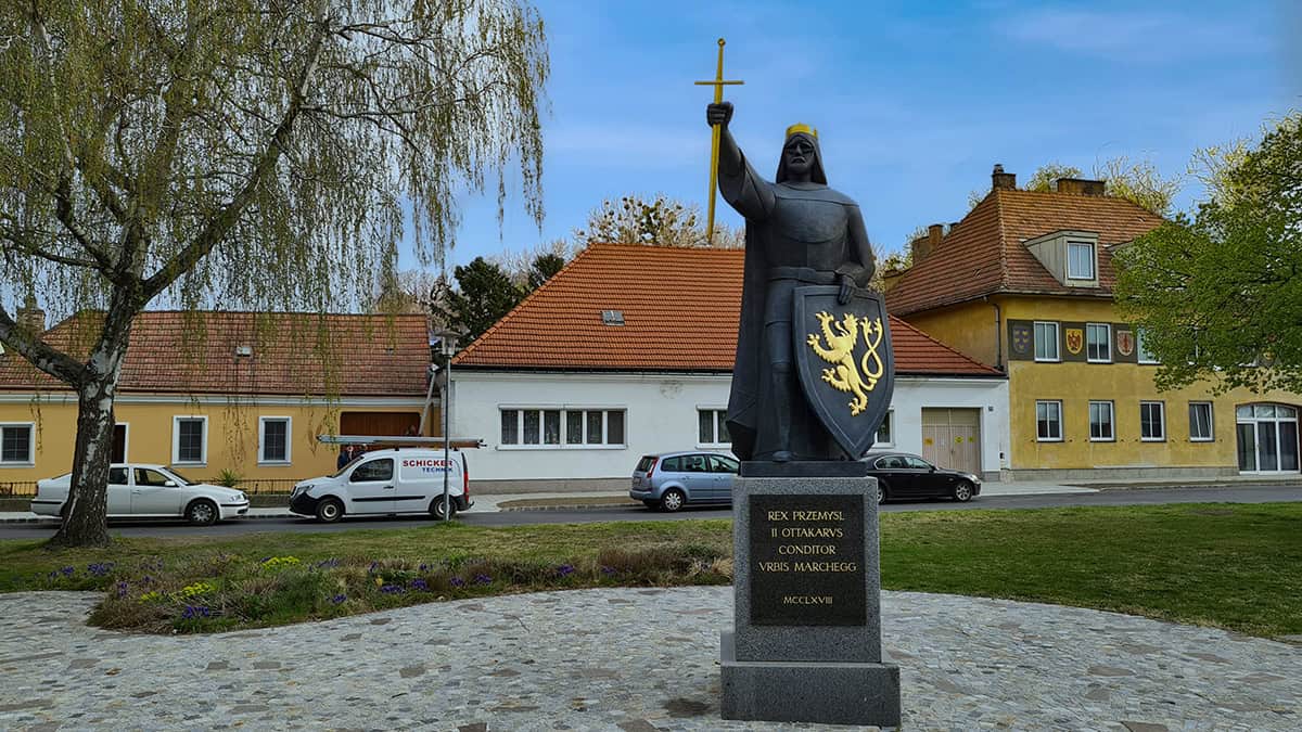 Przemysl standbeeld