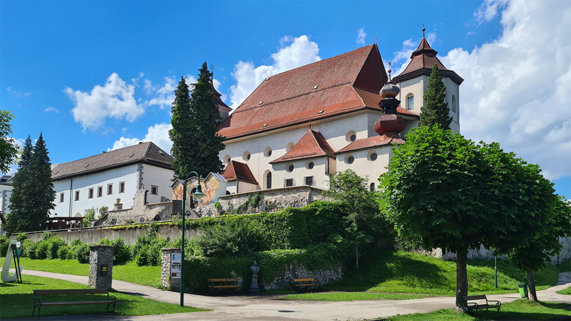 Kerk en klooster van Traunkirchen
